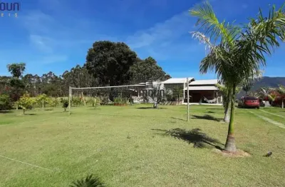 Chácara em guarapari, 4 quartos com piscina em andana