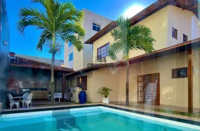 Casa duplex em guarapari, 06 quartos, 3 suites, praia do morro.