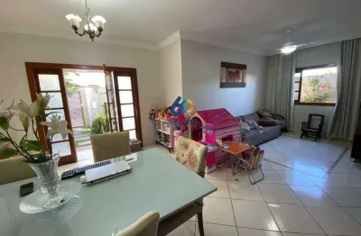 Casa duplex, 3 quartos, sendo 1 suíte, área gourmet e piscina - itabepussu/guarapari
