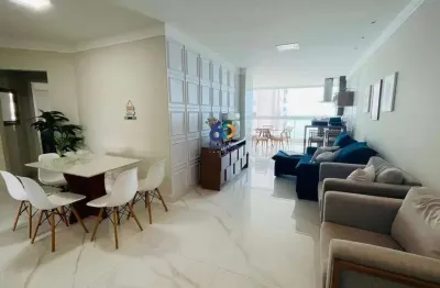 Lindo apartamento de 4 quartos , sendo 2 suítes, 2 vagas, lazer completo, a 100m da praia do morro!