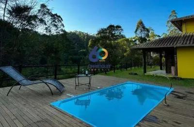 Casa Duplex de Alto Padrão em Região Rural - Exclusividade, Conforto e Natureza em Buenos Aires.