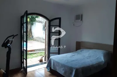 Casa com 4 quartos à venda na professor joão batista julião, --, enseada, guarujá por r$ 650.000