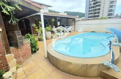 Casa com 6 quartos à venda na Rua Amazonas, --, Enseada, Guarujá por R$ 999.000