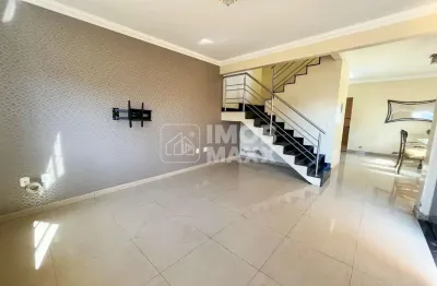 <p>descubra o conforto e a praticidade de viver em uma casa espaçosa à venda em samambaia sul, com 279m² de área útil. este imóvel conta com 3 dormitórios, sendo 1 suíte, além de 3 banheiros, pr