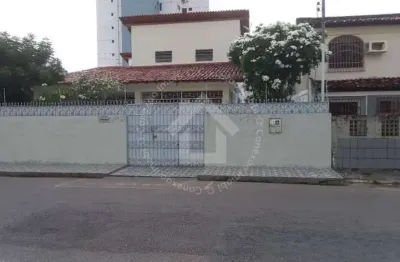 Casa com 4 quartos à venda na Rua Teixeira de Freitas, 123, Salgado Filho, Aracaju