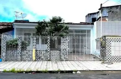 Casa com 4 quartos à venda na Avenida Maranhão, 123, Dezoito do Forte, Aracaju
