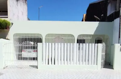 Casa com 3 quartos à venda na Rua João Batista Machado, 363, São Conrado, Aracaju