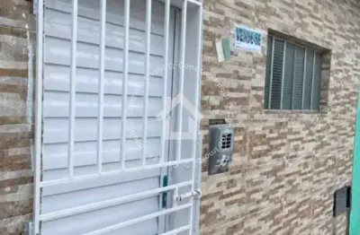 Casa  à venda no bairro santos dumont  - próximo à smartfit |  2 quartos