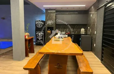 Casa de Alto Padrão - Mosqueiro | Com 4 Quartos, Piscina, Jacuzzi e Garagem para até 8 Carros