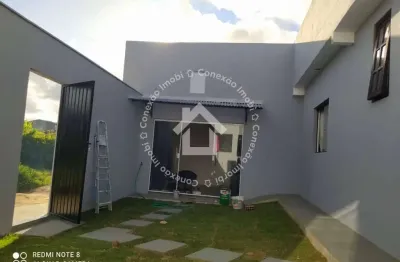 Casa à Venda no Bairro Santa Cecília  – Nossa Senhora do Socorro | 4 Quartos, Ampla Área Livre e Jardim