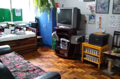 Apartamento com 2 quartos à venda na rua gaston englert, 680, vila ipiranga, porto alegre, 75 m2 por r$ 265.000