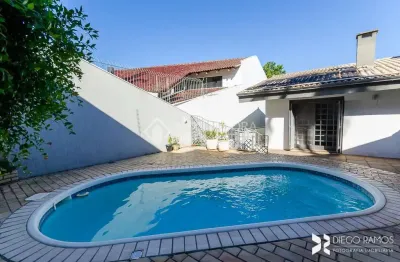 Casa com 3 quartos à venda na rua gustavo schmidt, 20, três figueiras, porto alegre, 313 m2 por r$ 2.100.000