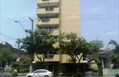 Apartamento com 04 dormitórios sendo 02 suítes com hidro e duas vagas de garagem no embaré 02 salões de festas um inferior e outro superior sendo o superior com  piscina e solário.