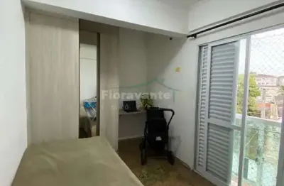 Sala, uma cozinha com armários planejados., dois quartos.