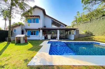 Casa com 4 quartos sendo 3 suítes, morro dos barbosas