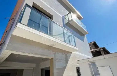 Casa de Condomínio com 2 dorms, Macuco, Santos. 10 casas novas