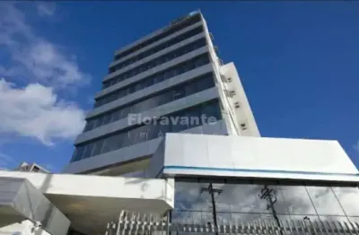 Casa comercial à venda na Avenida General Francisco Glicério, Pompéia, Santos