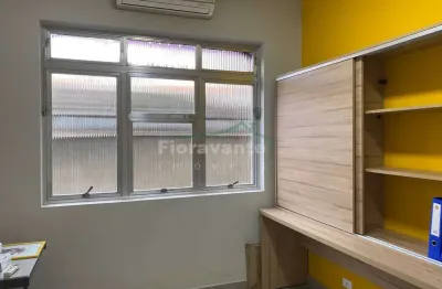Casa comercial à venda na Rua Vasconcelos Tavares, Centro, Santos