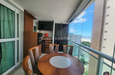Apartamento 2 suites, uma quadra da praia com lazer completo