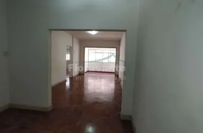 Apartamento com 2 quartos, Embaré, Santos. Na quadra da praia.