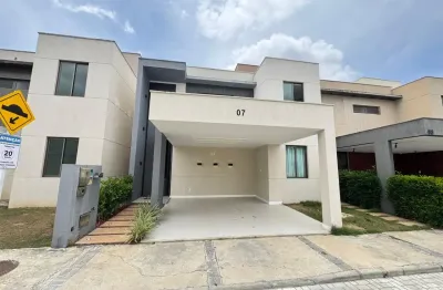 Excelente casa de alto padrão para locação em condomínio no bairro Sim