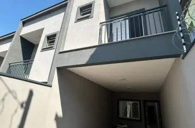 SOBRADO NOVO ÁGUA FRIA