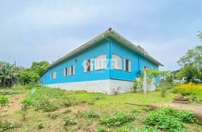 Casa com 2 quartos para alugar na Rua Helena Terezinha Hannecker, 55, Lomba Grande, Novo Hamburgo