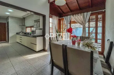 Casa com 4 quartos à venda na Rua Guanabara, 502, Ouro Branco, Novo Hamburgo