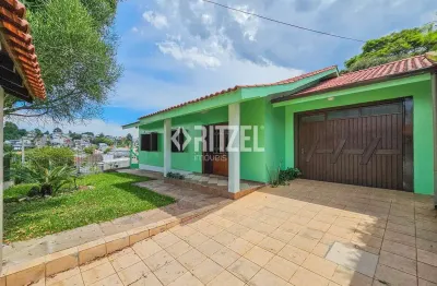 Casa com 3 quartos para alugar na Rua Vidal Brasil, 89, Hamburgo Velho, Novo Hamburgo
