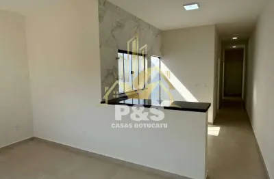 Casa com 3 dormitórios, sendo um suíte, todos com jardim de inverno.