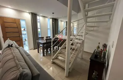 Sobrado para Venda em Cotia, Jardim Rebelato, 3 dormitórios, 1 suíte, 3 banheiros, 2 vagas