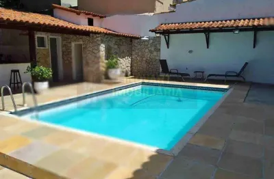Casa colonial 2 quartos são pedro da aldeia - rj - baixo grande