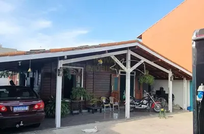 Casa com 4 quartos para alugar no Centro, São Pedro da Aldeia 