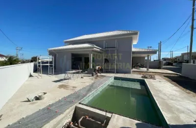 Casa em condomínio 3 quartos são pedro da aldeia - rj - recanto do sol