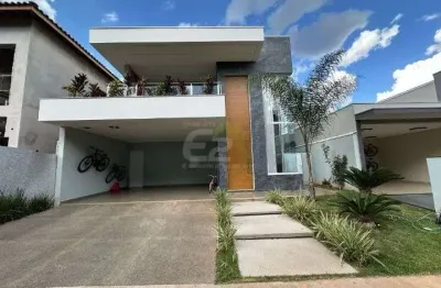 Sobrado de Luxo com Churrasqueira e Piscina no Parque Faber Castell IV