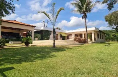Casa em condomínio fechado com 4 quartos à venda na Vila Pinhal, Itirapina , 351 m2 por R$ 2.500.000
