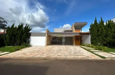 Sobrado de luxo com piscina aquecida e 4 suites no Condominio Residencial Montreal em Sao Carlos