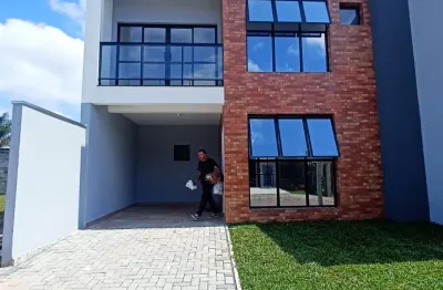 O sobrado dos seus sonhos está te esperando no condomínio itaqui – campo largo!