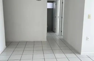 3 Quartos com Suíte, Piscina e 2 Vagas a Poucos Metros da Praia