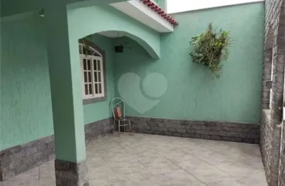 Casa com 3 quartos à venda na Mil E Quarenta E Três, Santo Agostinho, Volta Redonda