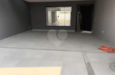 Duplex com 3 quartos à venda em jardim belvedere - rj