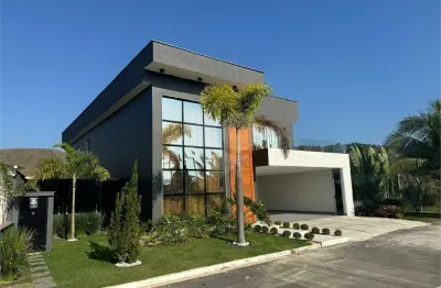Casa com 4 quartos à venda na Nilton Pena Botelho, Centro, Pinheiral