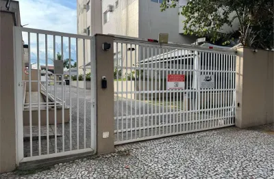 Apartamento com 3 quartos à venda na Coroados, Aterrado, Volta Redonda