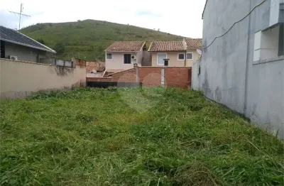 Terreno à venda na José Loesch Pereira, Jardim Amália, Volta Redonda