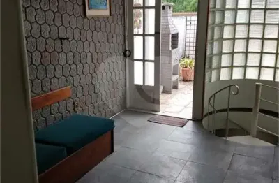 Casa com 3 quartos à venda na Doutor Abelardo De Oliveira, Centro, Barra Mansa