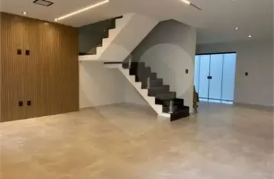 Casa com 3 quartos à venda em jardim belvedere - rj