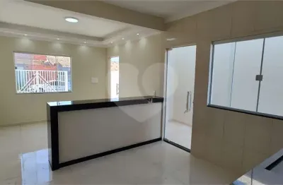 Casa com 2 quartos à venda na Avenida Pavão, 574, Roma, Volta Redonda