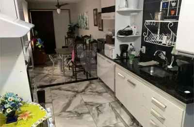 Casa com 3 quartos à venda em jardim belvedere - rj