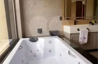Casa com 3 quartos à venda em jardim belvedere - rj