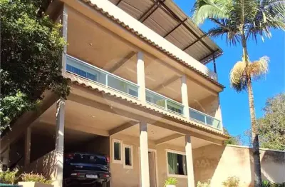 Casa com 3 quartos à venda na Quatro, Vila Rica, Volta Redonda